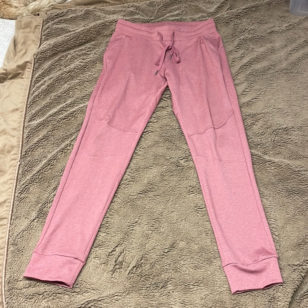 buffbunny joggers dusty pink